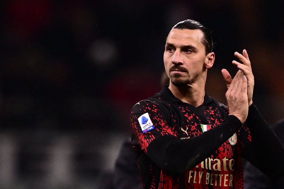 Zlatan Ibrahimovic back on the pitch