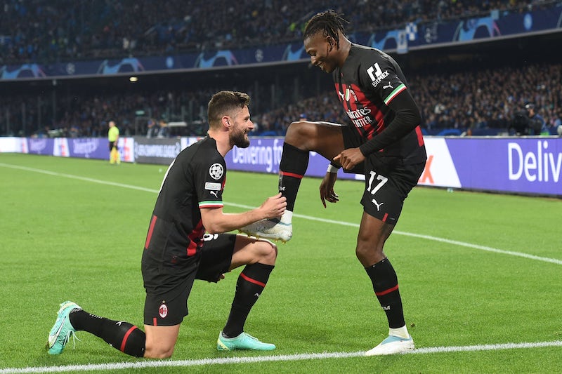 Giroud and Leao celebrated the goal