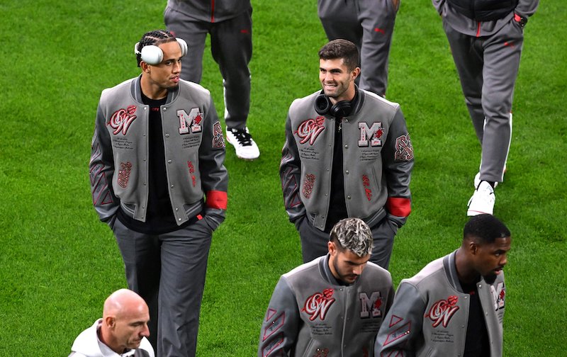 Pulisic in Off-White before the clash against his former side Dortmund